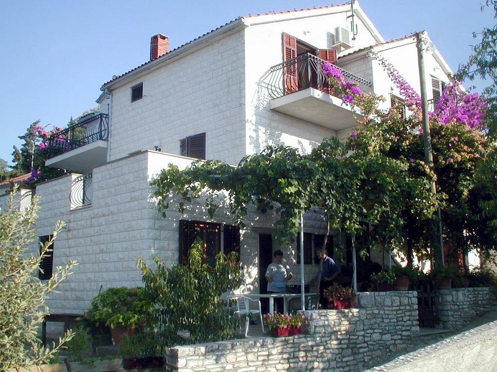 Apartments Raic Supetar Kültér fotó
