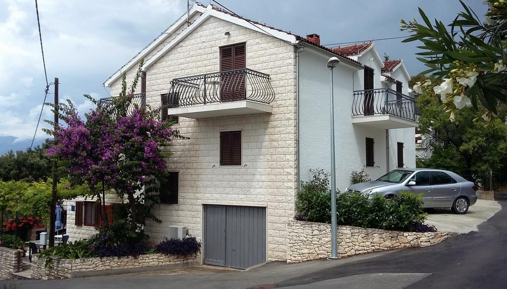 Apartments Raic Supetar Kültér fotó